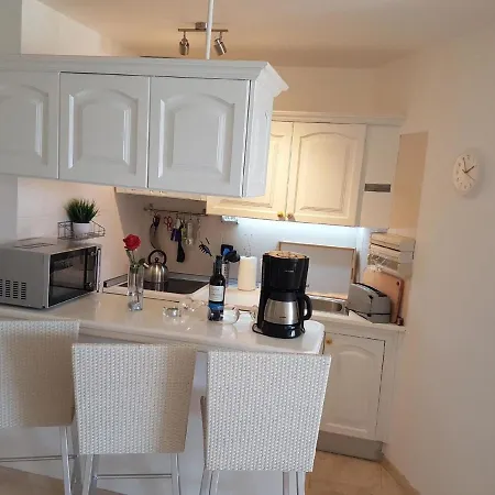 Apartment Ferienwohnung Fur 4 Personen Ca 55 M In Adeje, Teneriffa Westkuste Von Teneriffa